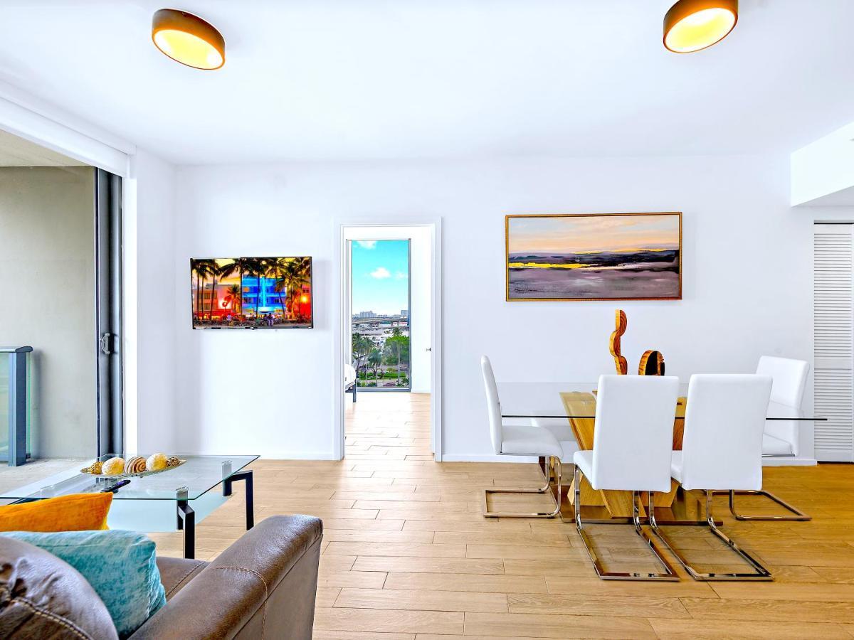 Top Miami Complex Full Amenities & Entertainment! Exterior photo